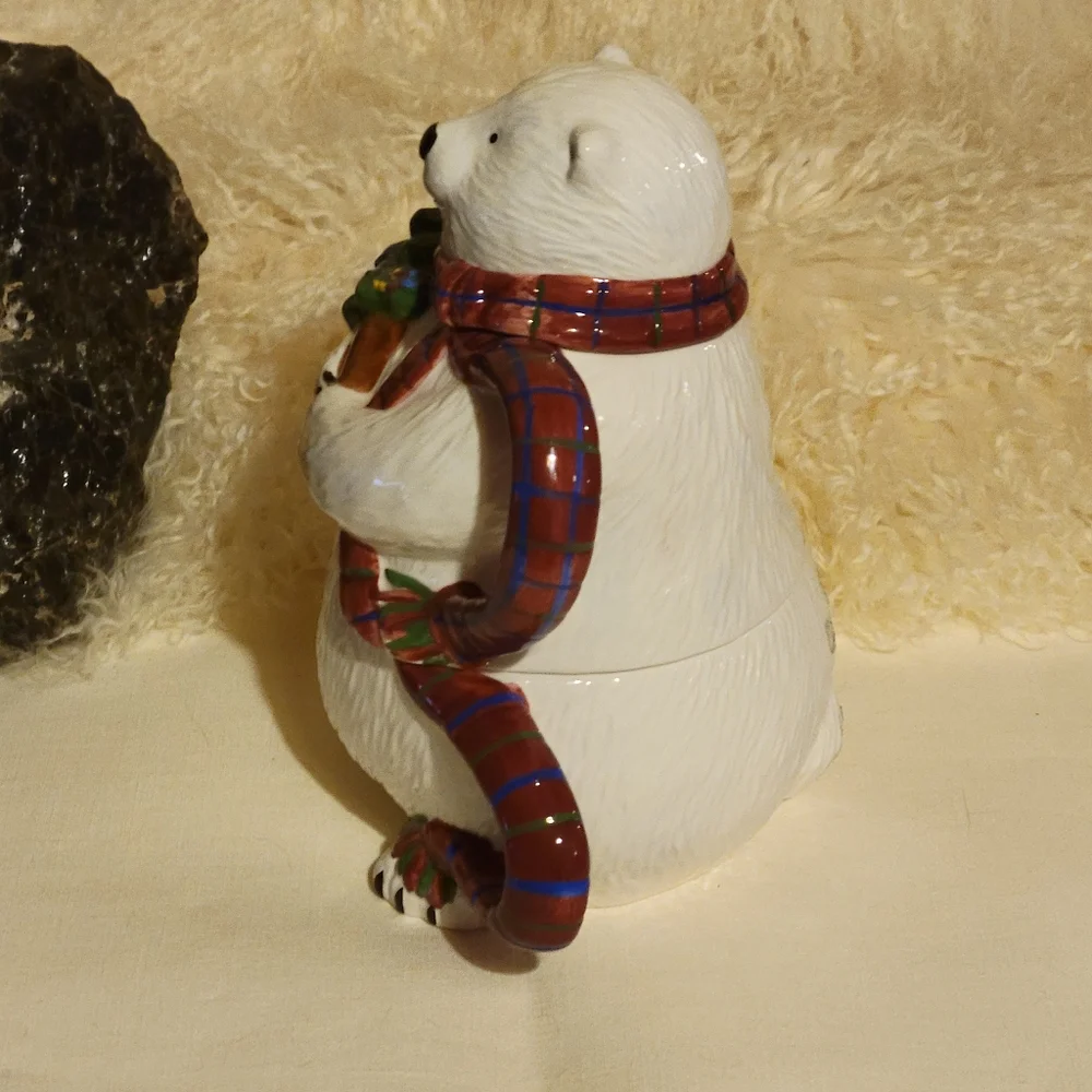 Vtg Pfaltzgraff Ceramic Glazed Polar Bear TeaPot W/Hot Chocolate Coffee Cup Mug